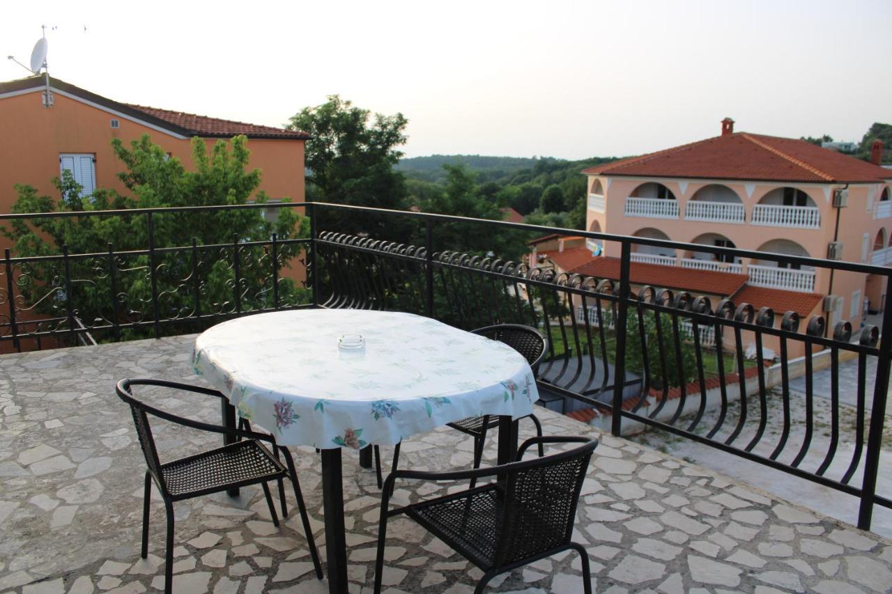 Apartments Dora Medulin Exterior photo